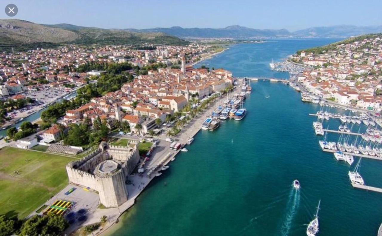 The Best Old Town View Apartment, 5 Min Walk, Parking Trogir Bagian luar foto