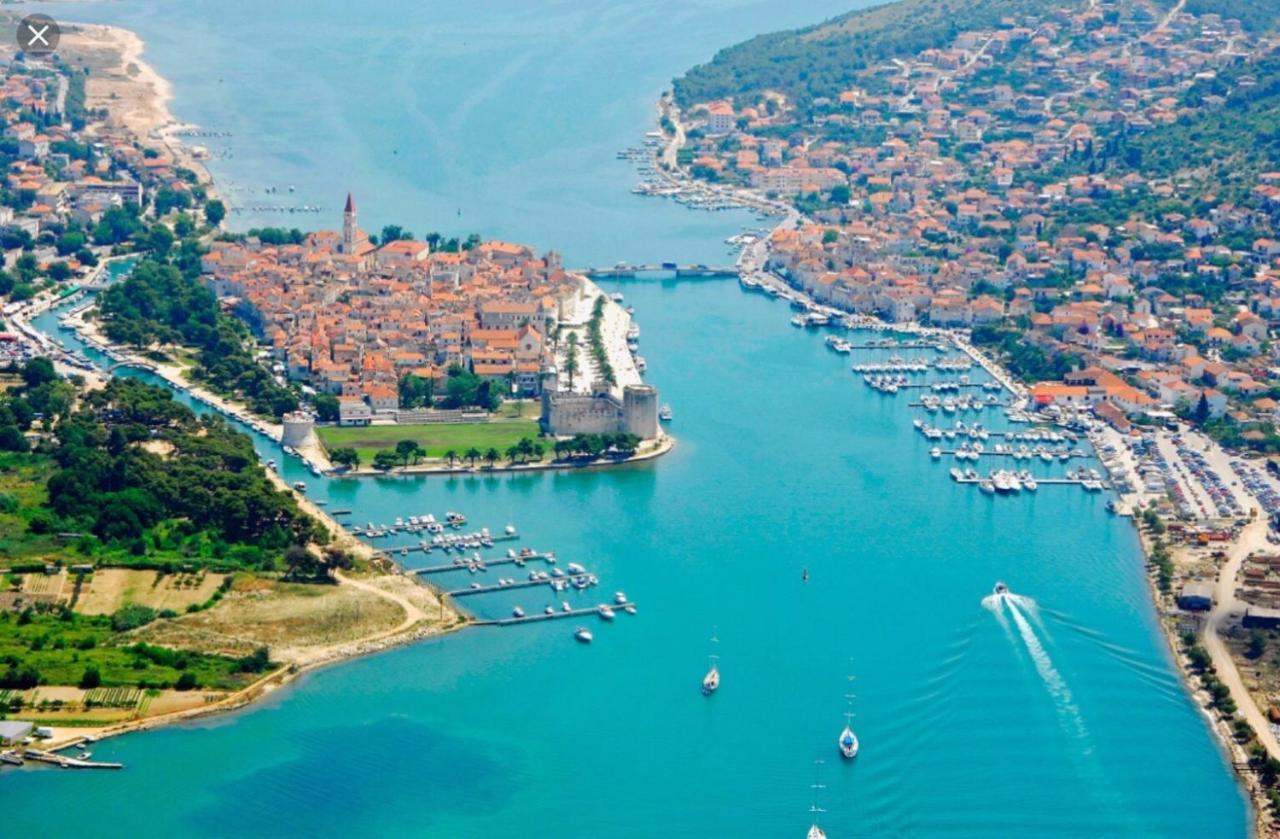 The Best Old Town View Apartment, 5 Min Walk, Parking Trogir Bagian luar foto