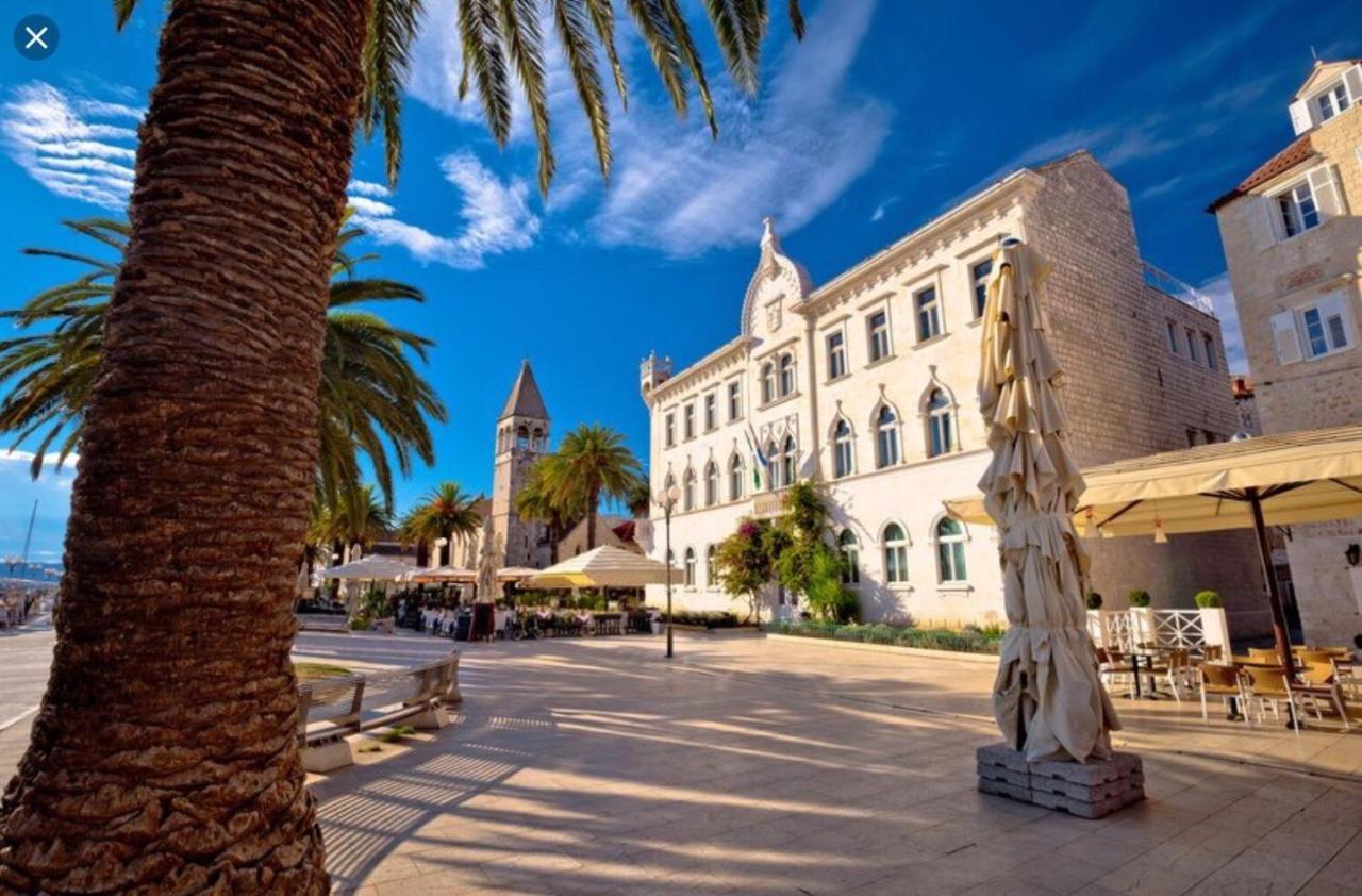 The Best Old Town View Apartment, 5 Min Walk, Parking Trogir Bagian luar foto