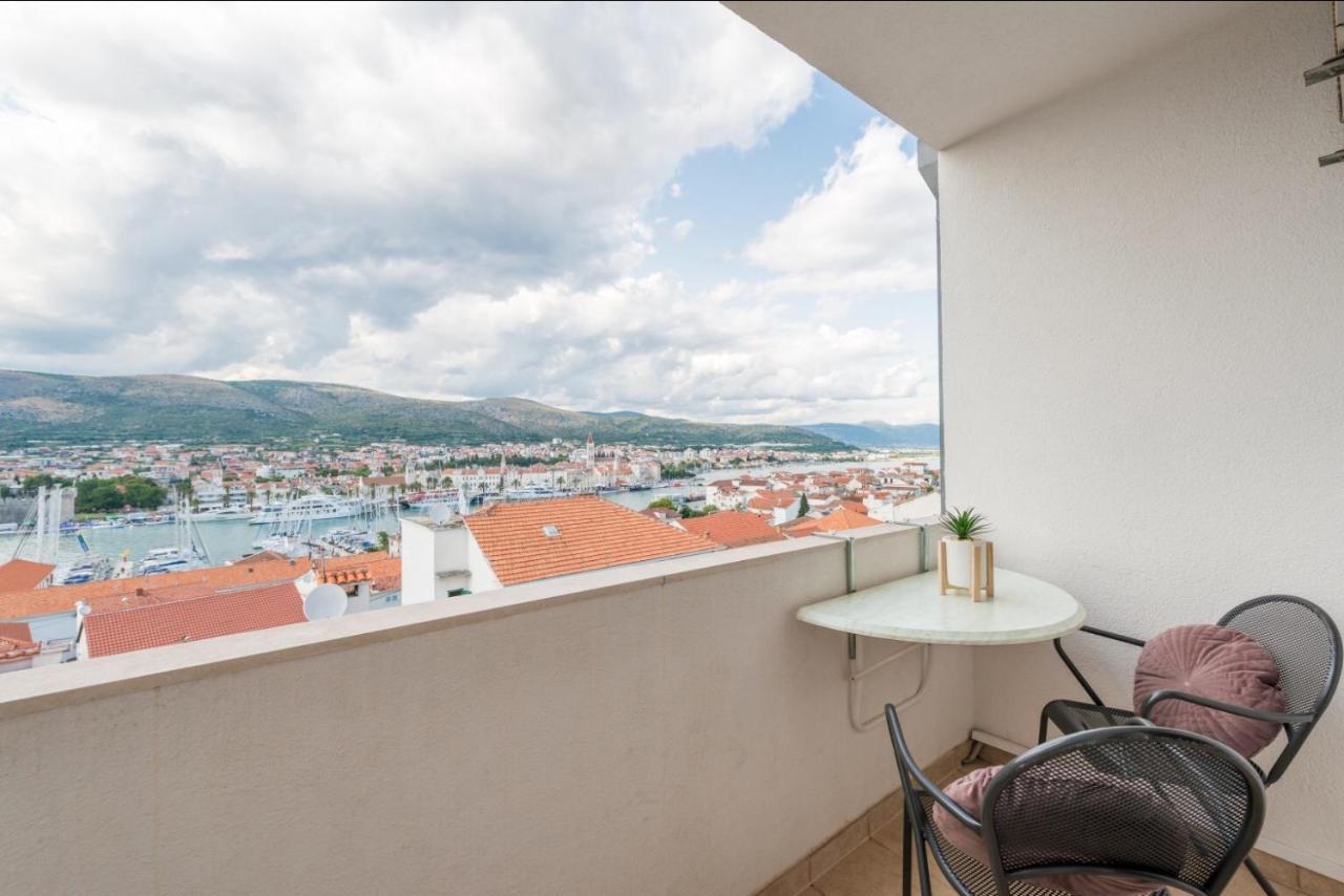 The Best Old Town View Apartment, 5 Min Walk, Parking Trogir Bagian luar foto