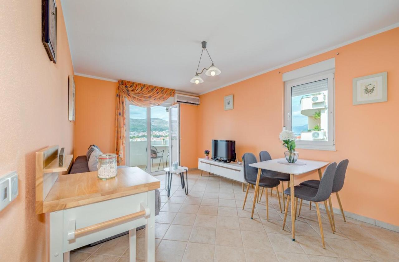 The Best Old Town View Apartment, 5 Min Walk, Parking Trogir Bagian luar foto